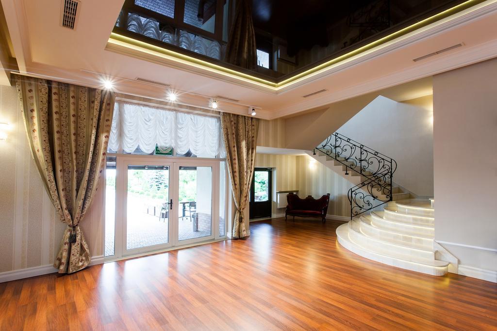 Hotel Panorama Ostrowiec Świętokrzyski Kültér fotó